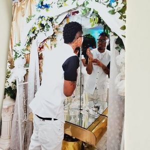 Meet your Posher, Paula